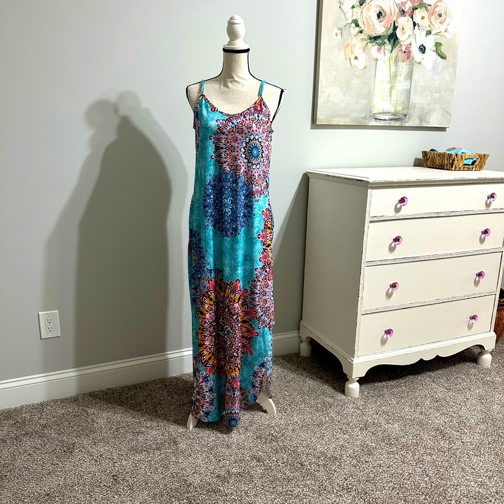 Maxi Dress with adjustable straps